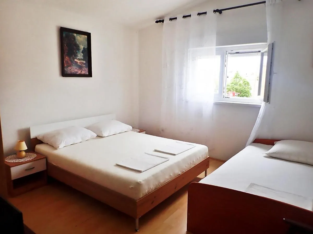 Apartments Darija Starigrad Paklenica 0*,  Croazia
